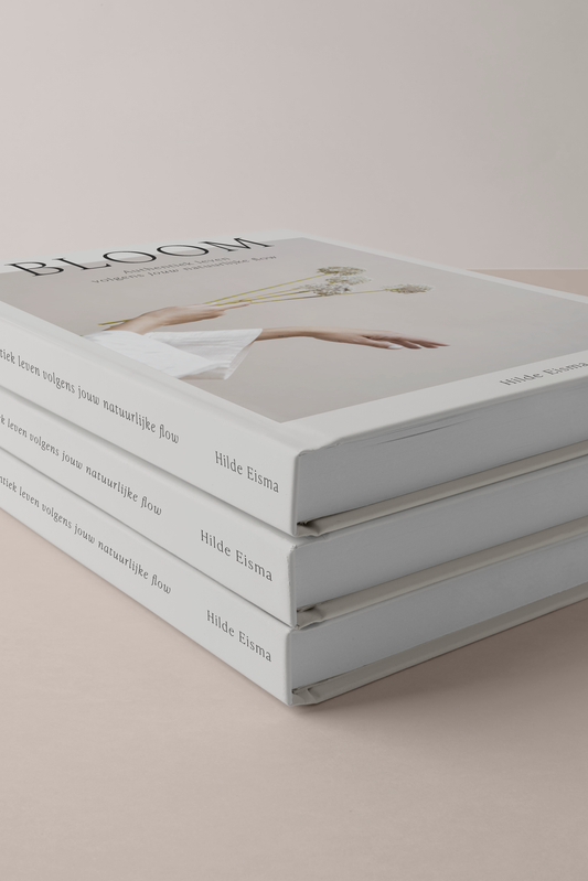 Book Bloom - Hilde Eisma