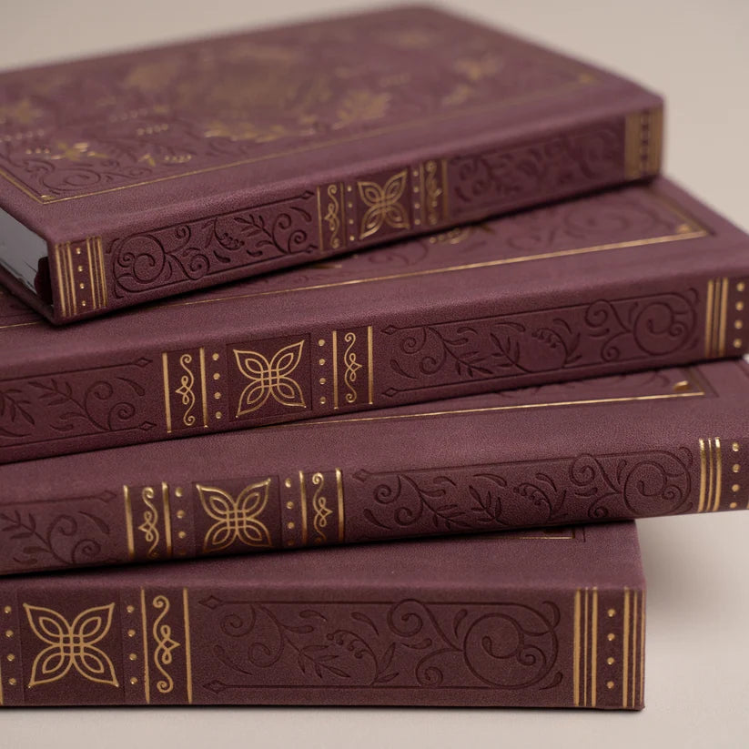 Storybook in Plum Notebook A5 -dotted journal