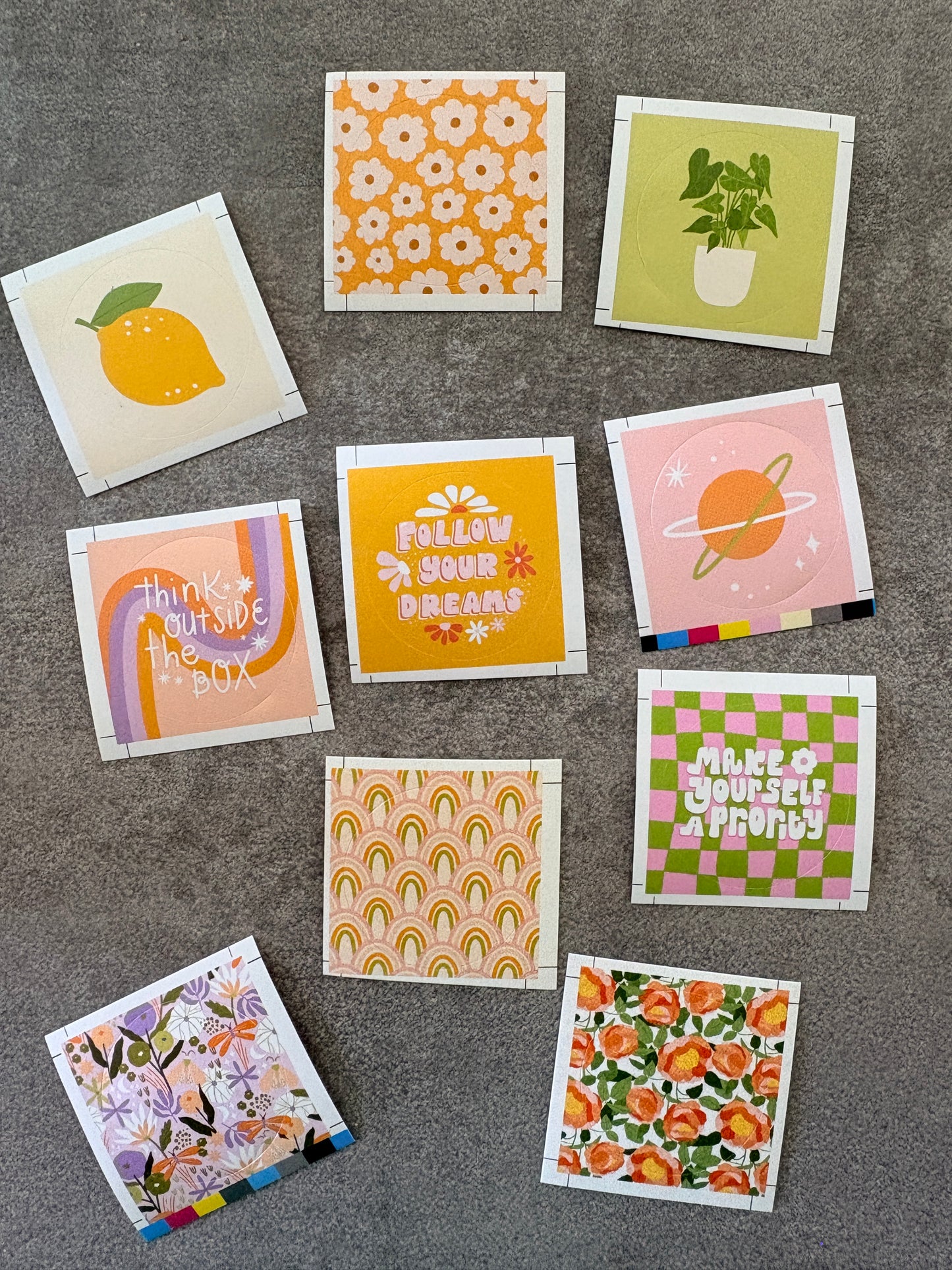 Set of 10 round stickers - Muchable