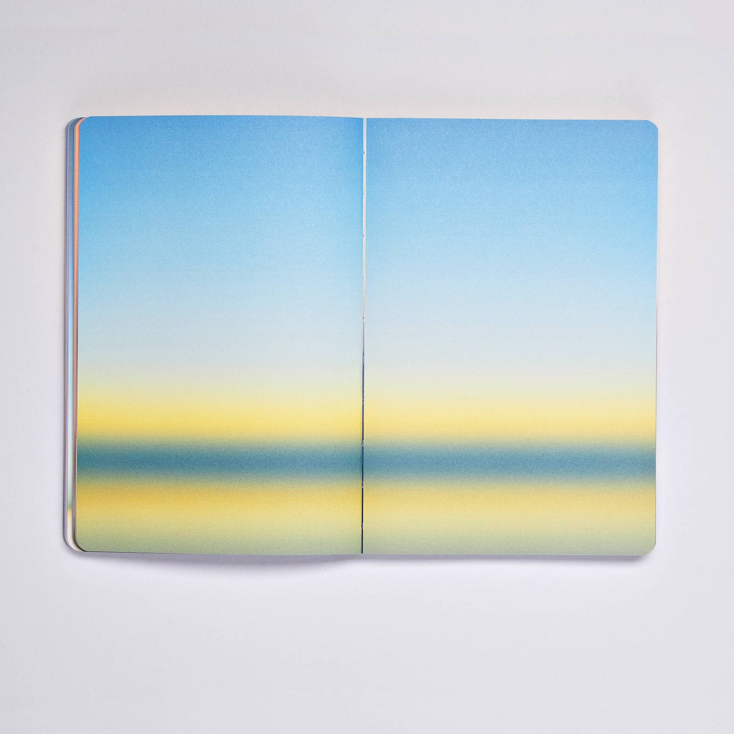 Mood - Inspiration Book by Nuuna | Notebook M | 176 coloured pages